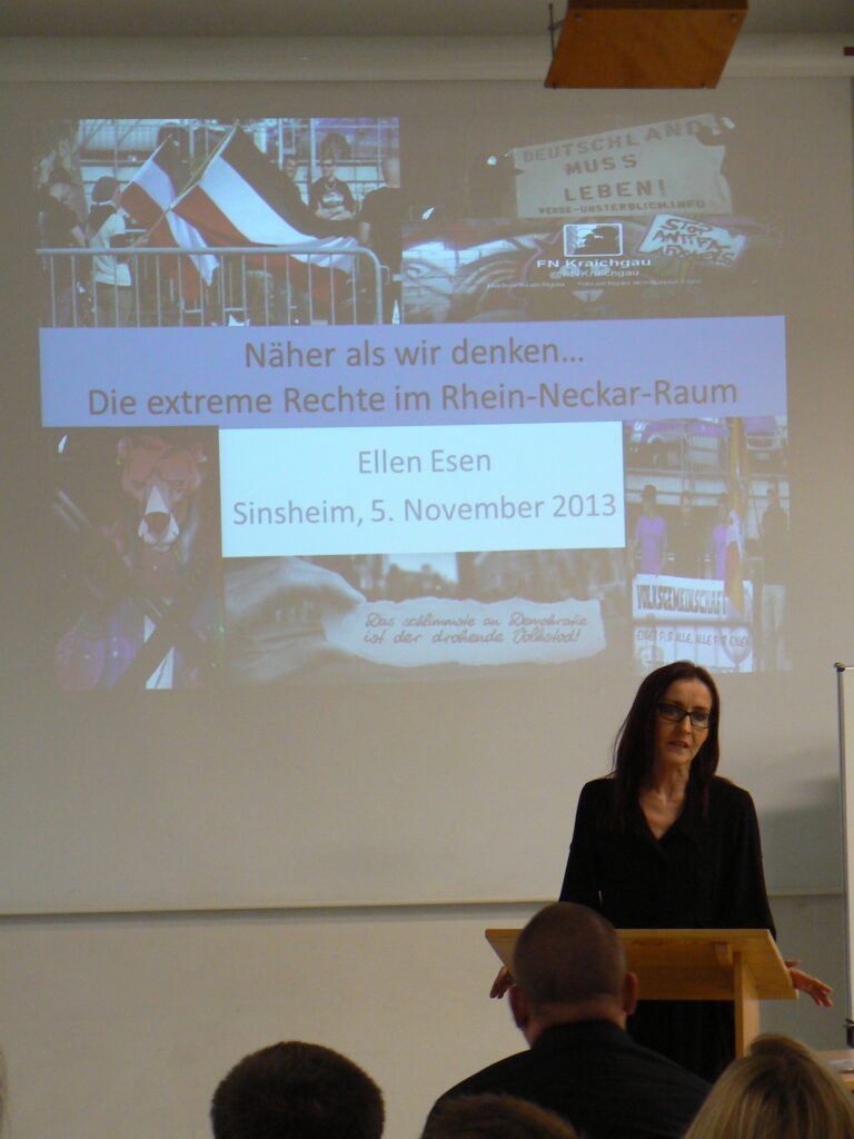 Ausstellung gegen Rechtsextremismus in der Kraichgau Realschule ein voller Erfolg